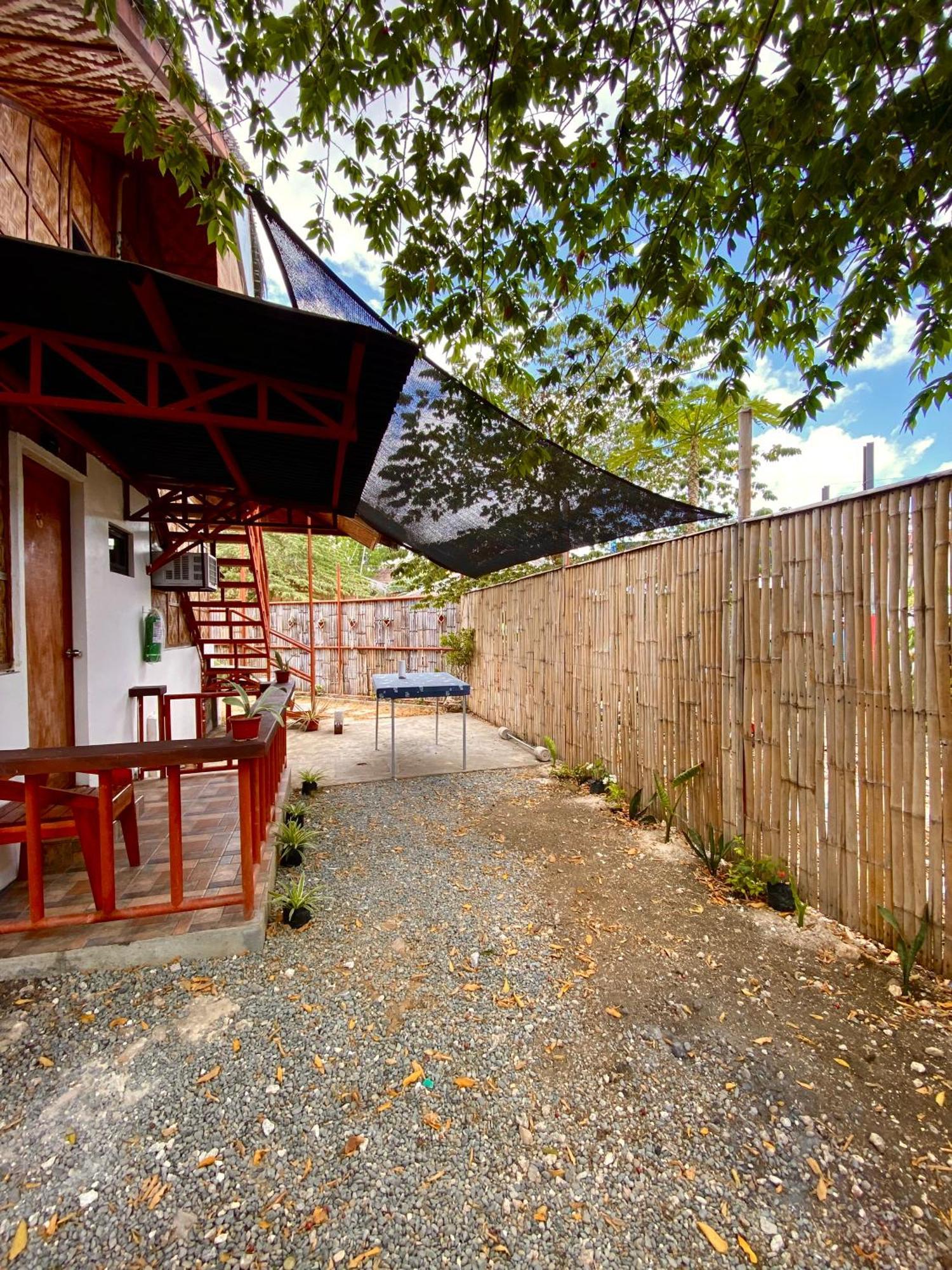Moalboal Panagsama Beach Topbudz Hostel Моалбоал Экстерьер фото