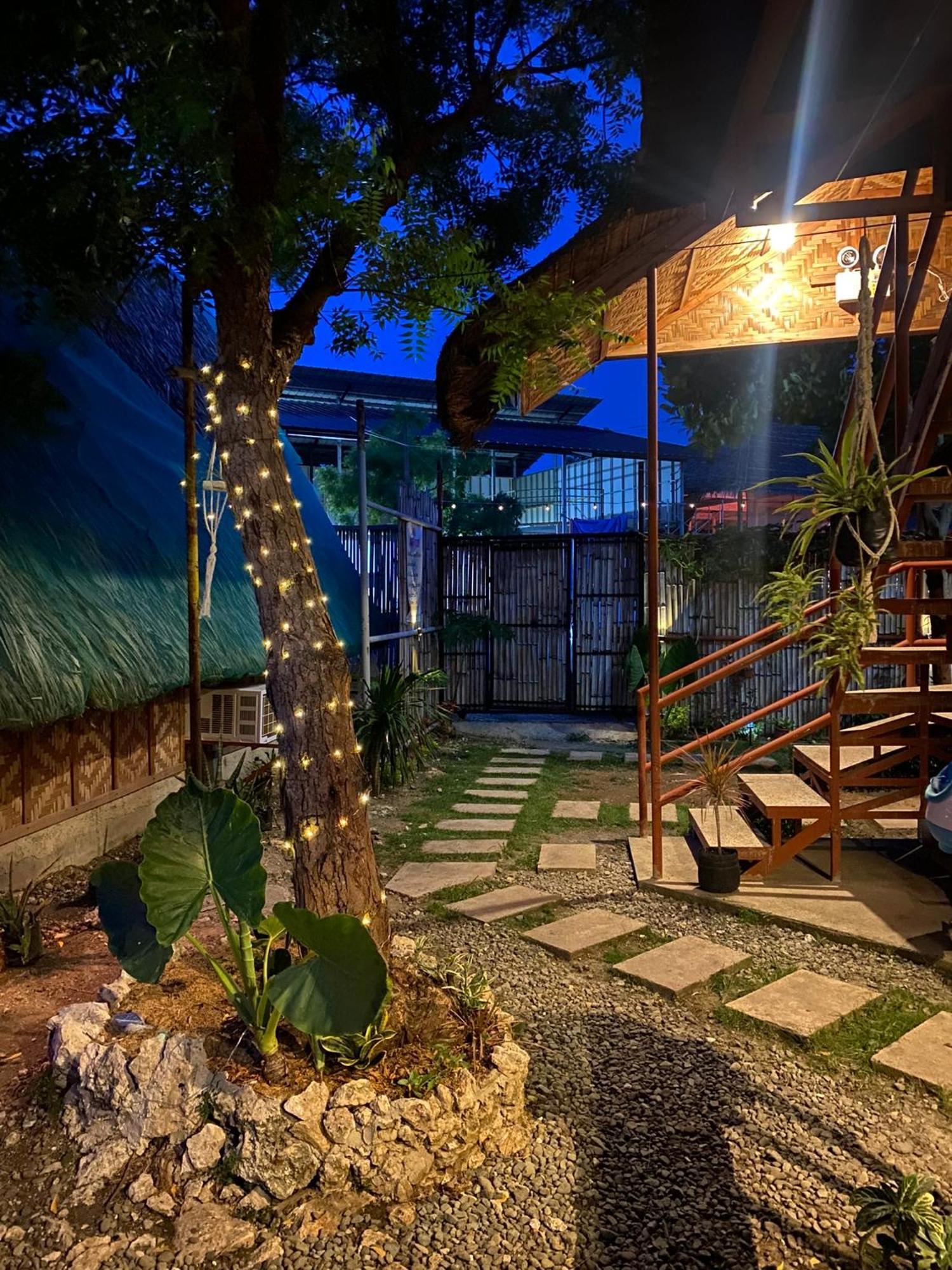 Moalboal Panagsama Beach Topbudz Hostel Моалбоал Экстерьер фото