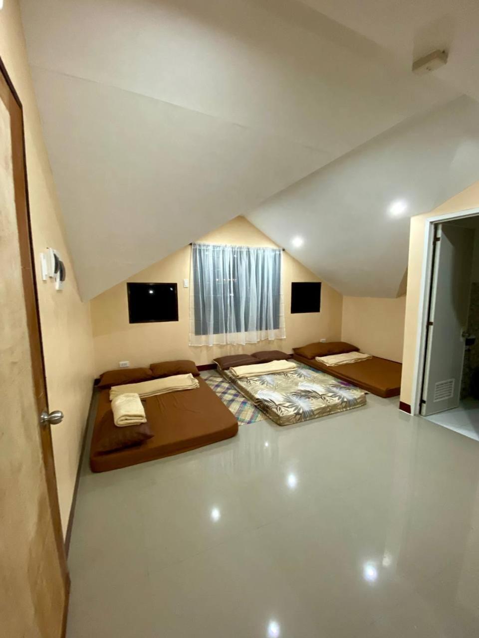 Moalboal Panagsama Beach Topbudz Hostel Моалбоал Экстерьер фото