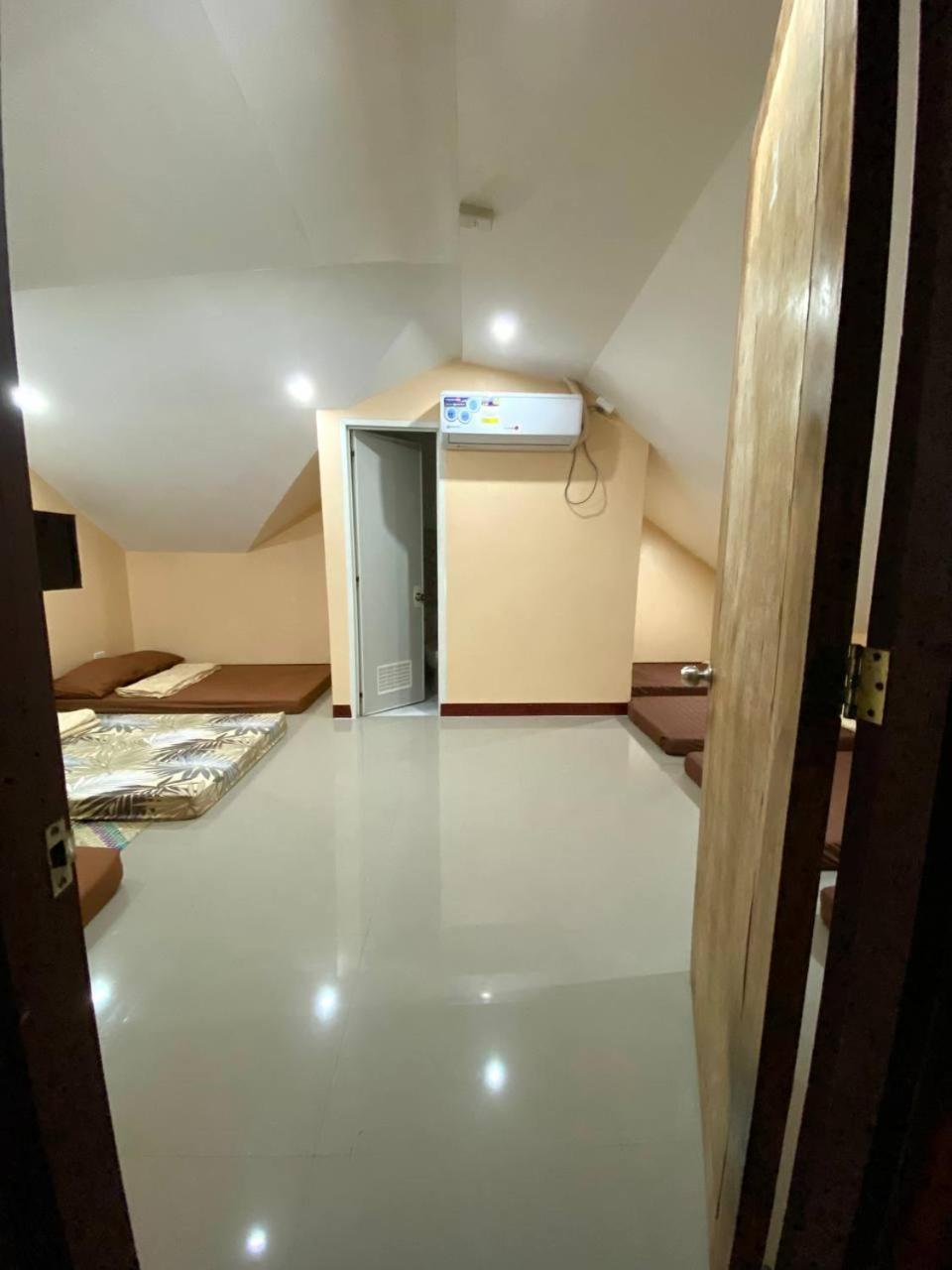 Moalboal Panagsama Beach Topbudz Hostel Моалбоал Экстерьер фото